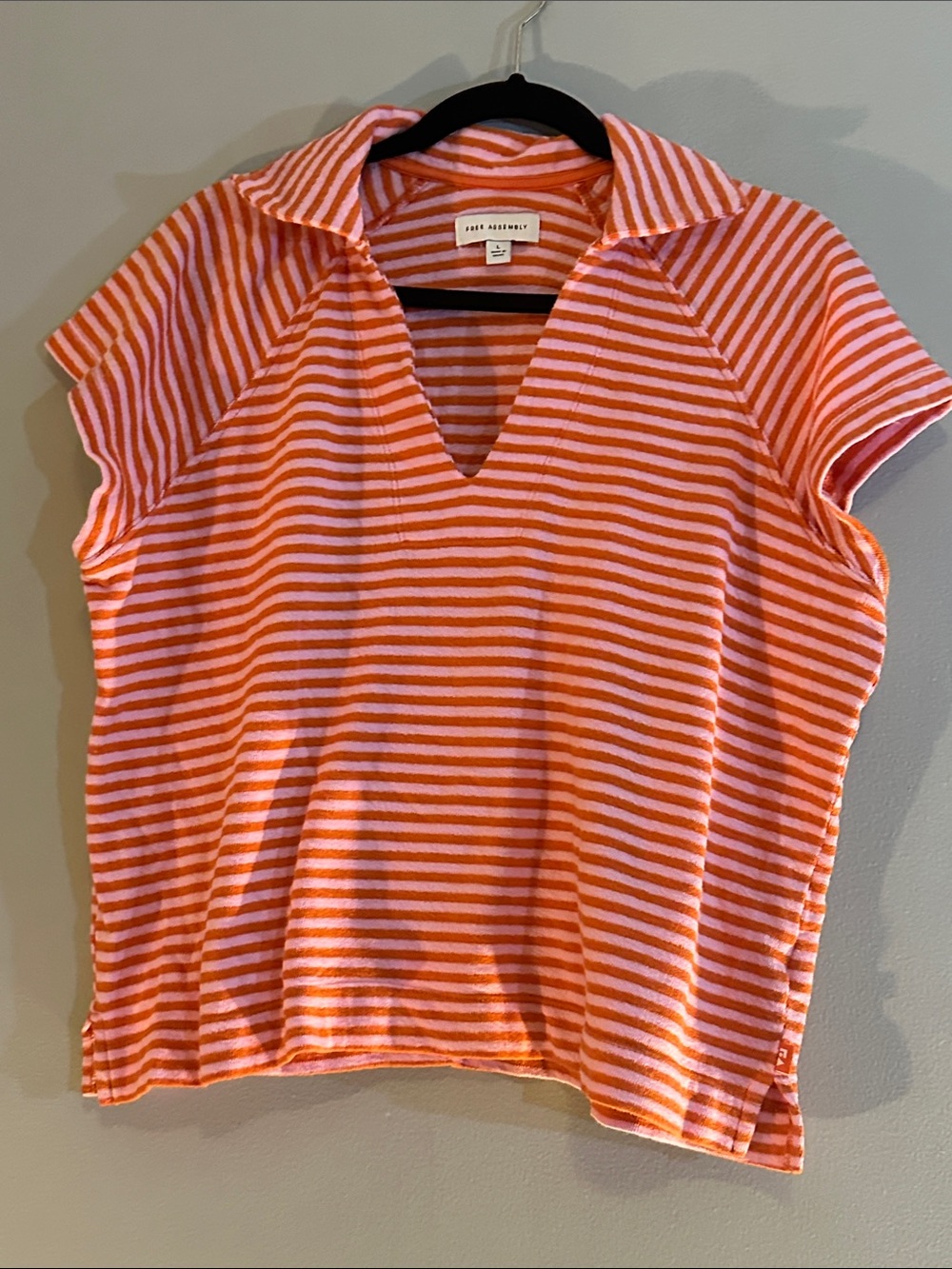 Fun pink & orange Free Assembly terry top size large